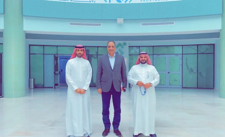 Participants in MU's international conference on sustainable development visit the university's rehabilitation and prosthetic center  -  على هامش المؤتمر الدولي الجامعات وأهداف التنمية المستدامة ٢٠٣٠ عدد من المتحدثين والمشاركين يقومون بزيارة لمركز التأهيل الطبي والاطراف الاصطناعية
