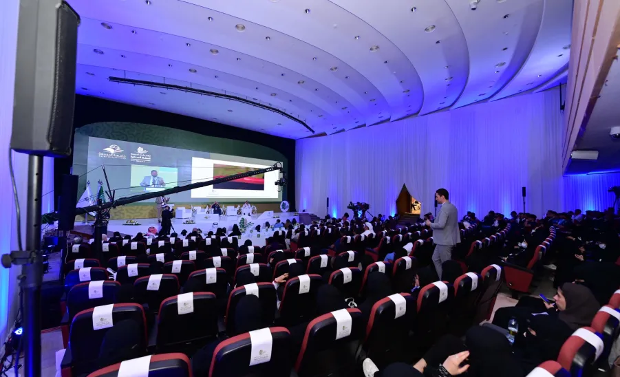 الجامعة تقيم مؤتمر جامعة المجمعة للسكتة الدماغية - جامعة المجمعة 