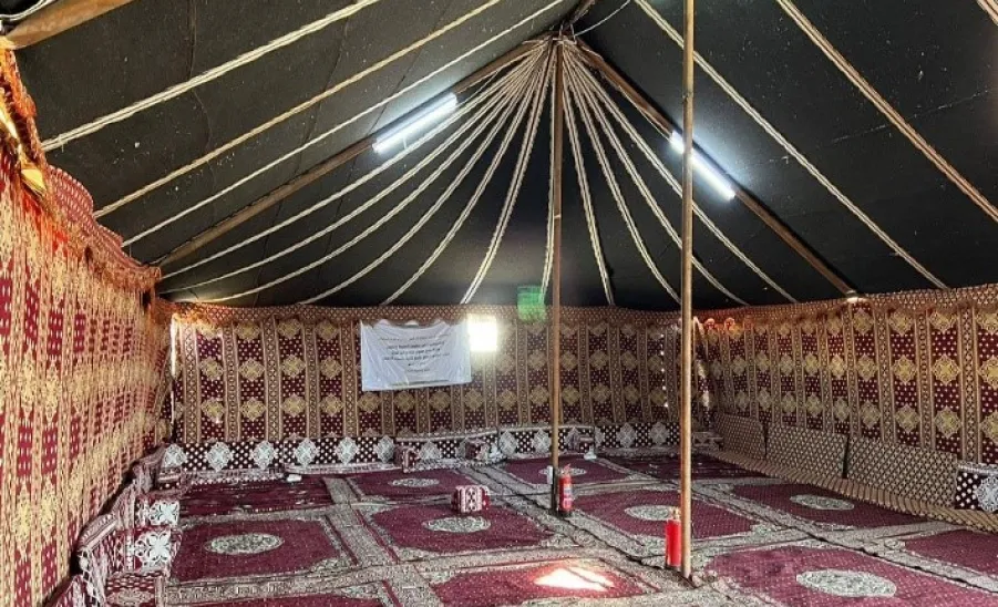 الإدارة تقوم بتأهيل مخيم الجامعة بالزلفي - المخيم 