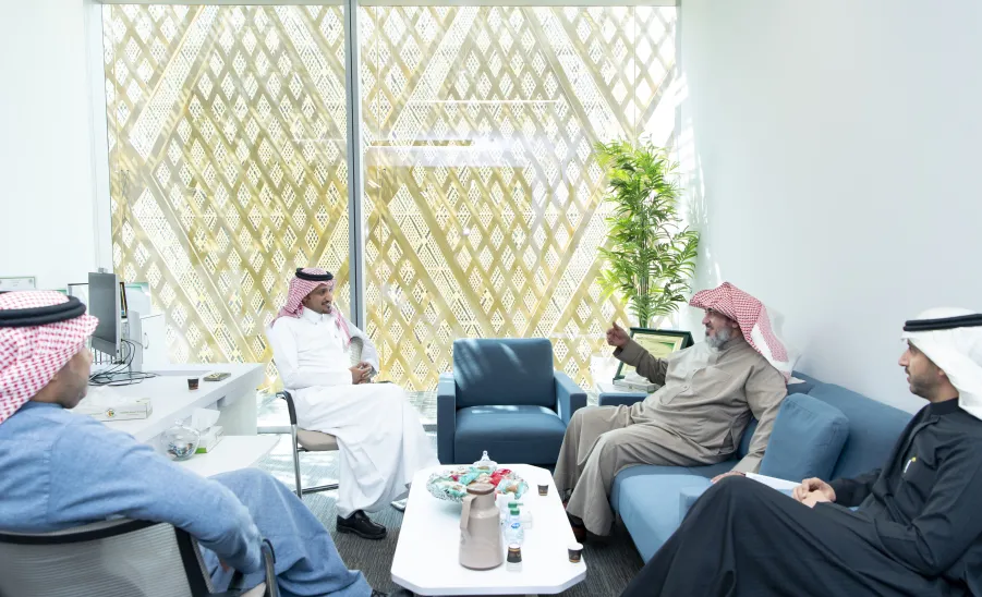 MU's Vice-Rector visits the Assistant Undersecretary for Budget and Financial Planning at the Ministry of Health -  في إطار بحث سبل التعاون بين الجامعة ووزارة الصحة: وكيل الجامعة للتنمية والاستثمار يزور الوكيل المساعد للميزانية والتخطيط المالي بوزارة الصحة