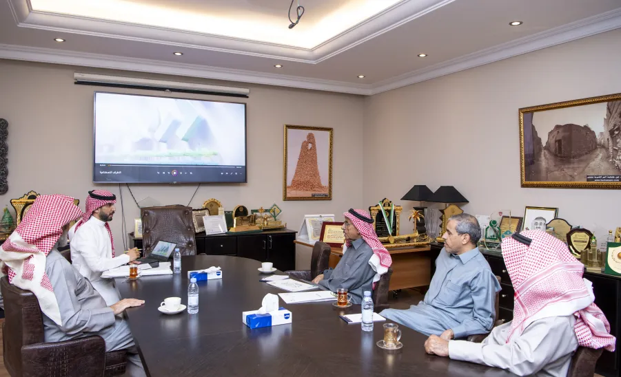 MU VICE-RECTOR ON A VISIT TO IBRAHIM AL-SULTAN CHARITABLE FOUNDATION
 -  وكيل الجامعة للتنمية والاستثمار رئيس مجلس إدارة مركز التأهيل الطبي والاطراف الاصطناعية يزور مؤسسة الشيخ إبراهيم السلطان الخيرية