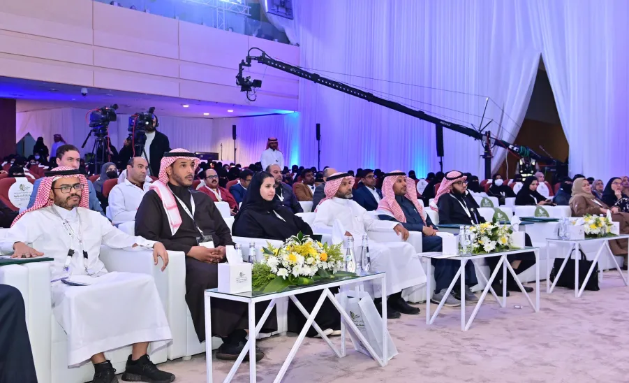 مؤتمر جامعة المجمعة للسكتة الدماغية يختتم أعماله  - جامعة المجمعة 