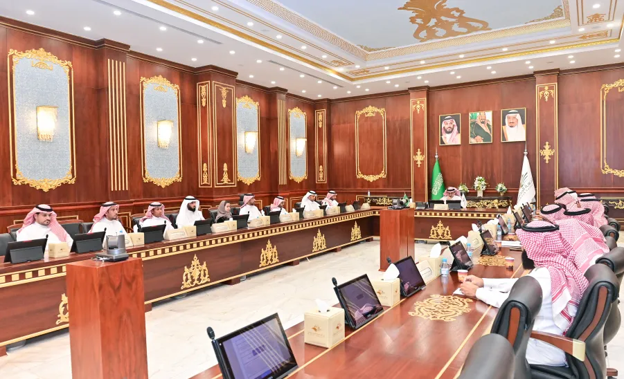 MU COUNCIL HOLDS SEVENTH MEETING FOR ACADEMIC YEAR 1445
 - جامعة المجمعة 
