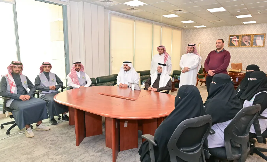 وكيل الجامعة للشؤون التعليمية يدشن معسكر محترفون لتهيئة طلبة الكلية التطبيقية لسوق العمل - fig9