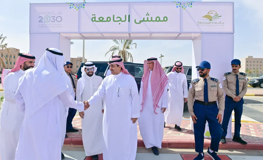 MU RECTOR LAUNCHES 2ND PHASE OF THE UNIVERSITY GREEN INITIATIVE - جامعة المجمعة