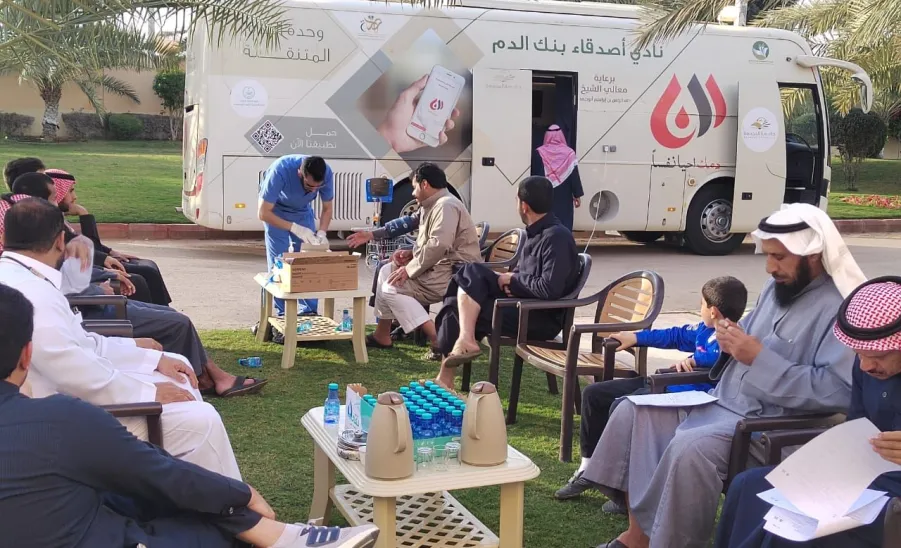 Social Responsibility Observatory launches a blood donation campaign  -  مرصد المسؤولية الاجتماعية ينفذ حملة تبرع بالدم في مركز إبراهيم السلطان الثقافي بتمير.