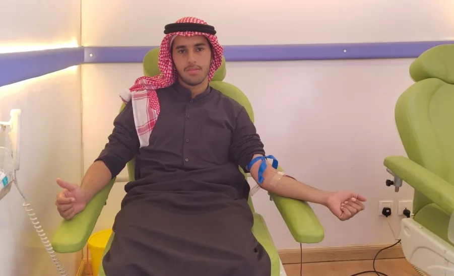 Social Responsibility Observatory launches a blood donation campaign  -  مرصد المسؤولية الاجتماعية ينفذ حملة تبرع بالدم في مركز إبراهيم السلطان الثقافي بتمير.