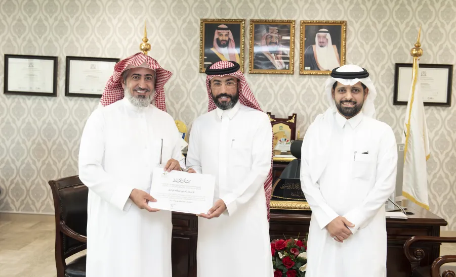Vice-Rector honors employees from the General Administration of Projects  -  سعادة وكيل الجامعة يكرم عدد من منسوبي الإدارة العامة للمشروعات والتشغيل والصيانة