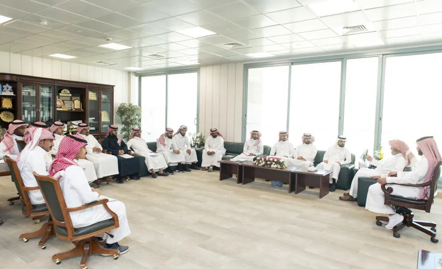 Vice-Rector honors employees from the General Administration of Projects  -  سعادة وكيل الجامعة يكرم عدد من منسوبي الإدارة العامة للمشروعات والتشغيل والصيانة