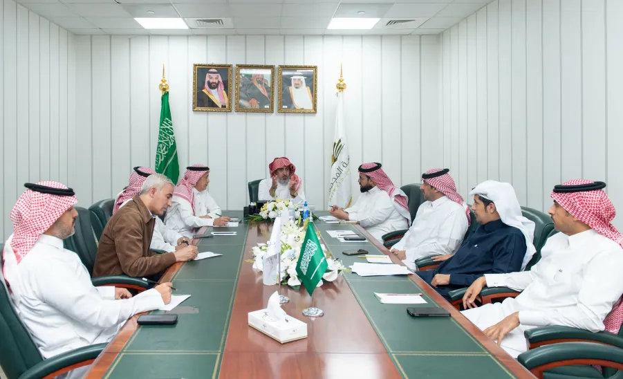 The Strategic Plan Committee reviews its 4th strategic report  -  .
