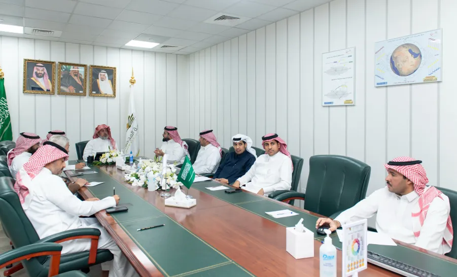 The Strategic Plan Committee reviews its 4th strategic report  -  .
