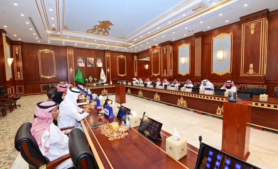 MU COUNCIL HOLDS NINTH MEETING FOR ACADEMIC YEAR 1445
 - جامعة المجمعة 