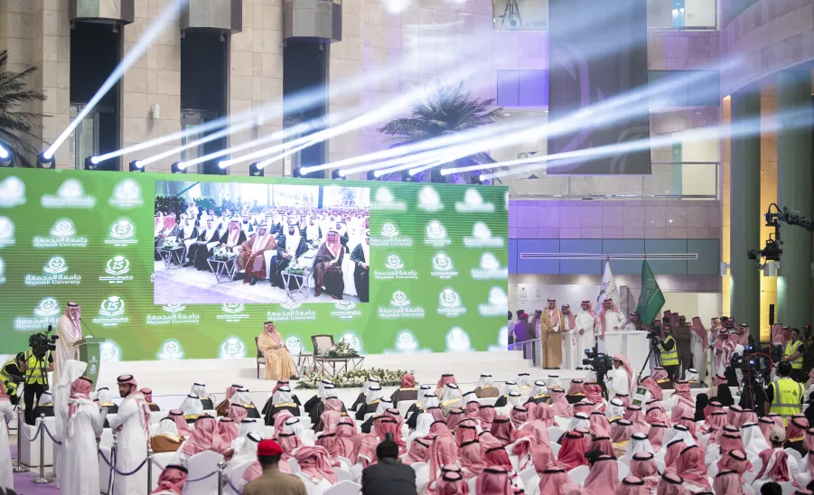 RIYADH GOVERNOR PATRONIZES MU'S GRADUATION CEREMONY - جامعة المجمعة 