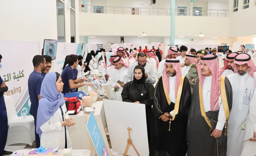 COLLEGE OF NURSING CELEBRATES THE INTERNATIONAL NURSES DAY - جامعة المجمعة 