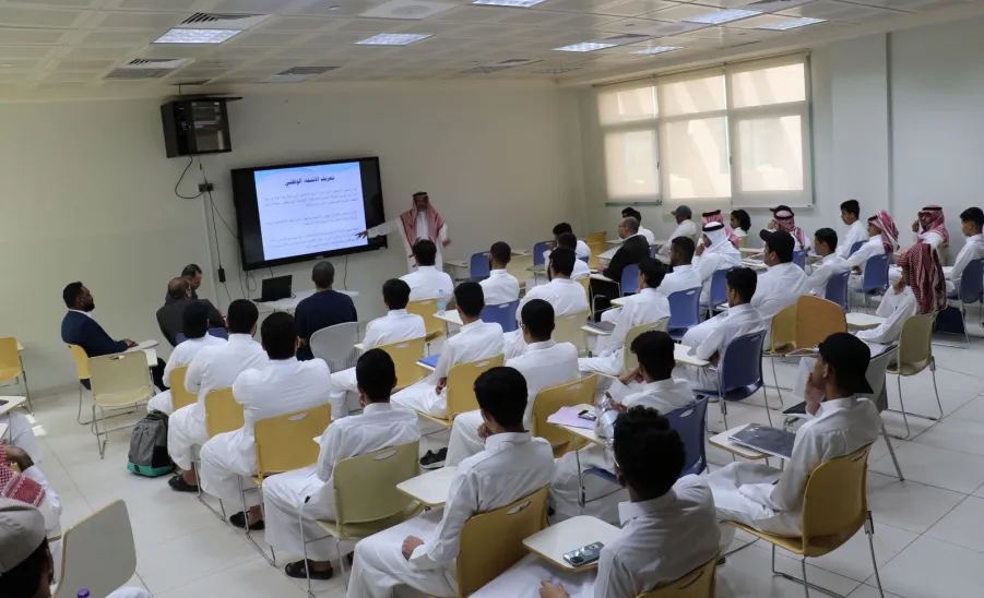 Applied College conducts a symposium entitled: (Patriotism: Concept, Threats and Reinforcers). -  fig2