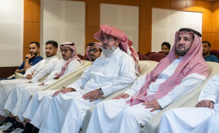 وكيل الجامعة للتنمية والاستثمار يحضر ختام برنامج أساسيات علاج الطب التقويمي - وكيل الجامعة للتنمية والاستثمار يحضر ختام برنامج اساسيات علاج الطب التقويمي