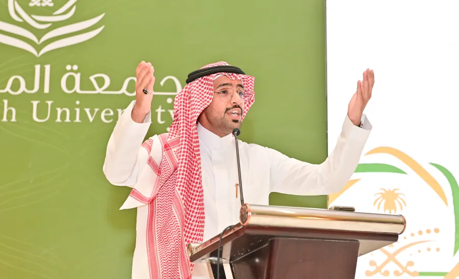 MU VICE-RECTOR PATRONIZES THE CLOSING CEREMONY OF STUDENTS
 -  جامعة المجمعة