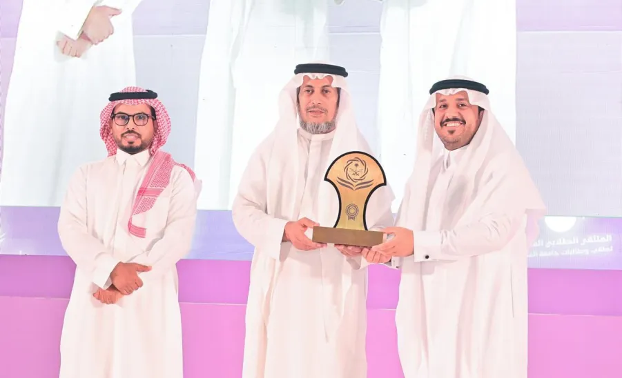 The Applied College wins a number of awards at the 6th Student Forum for Talent and Creativity - تكريم2