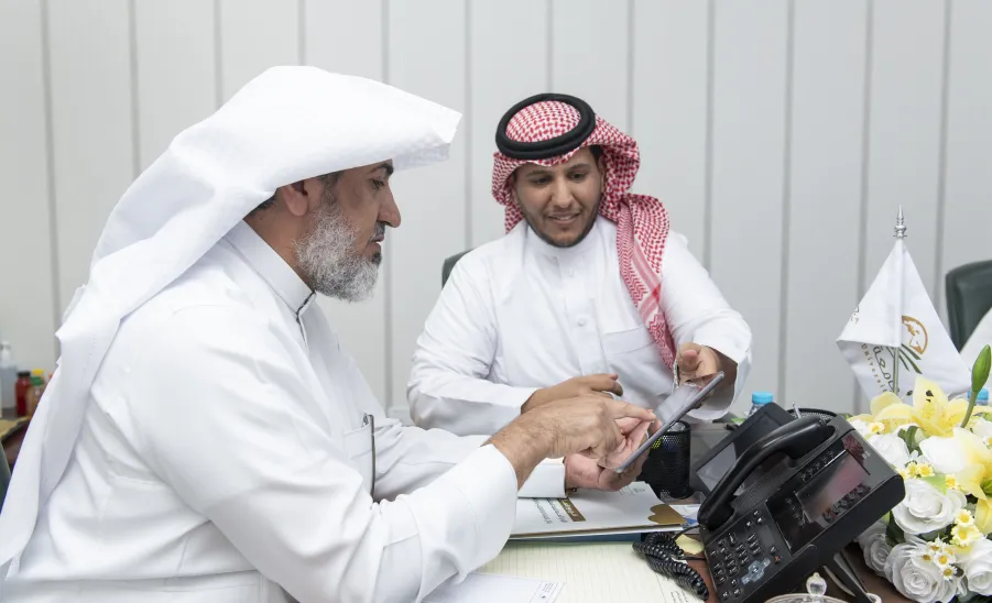MU Vice-Rector for Development and Investment launches  environmental projects -  تدشين مشروع المسح الاشعاعي ومشروع جمع النفايات الطبية والتخلص منها