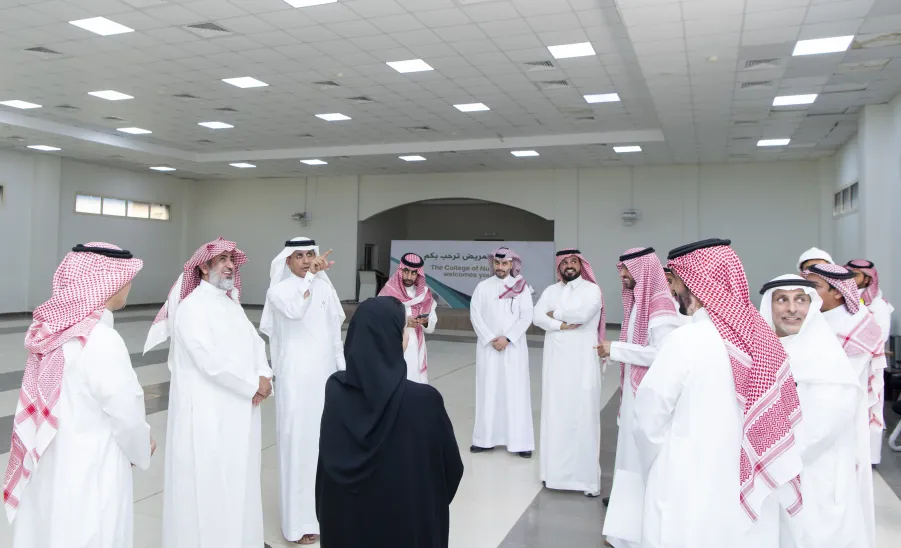 MU VICE-RECTOR ON INSPECTION TOUR TO COLLEGE OF NURSING  -  وكيل الجامعة للتنمية والاستثمار يتفقد مقر كلية التمريض بحوطة سدير