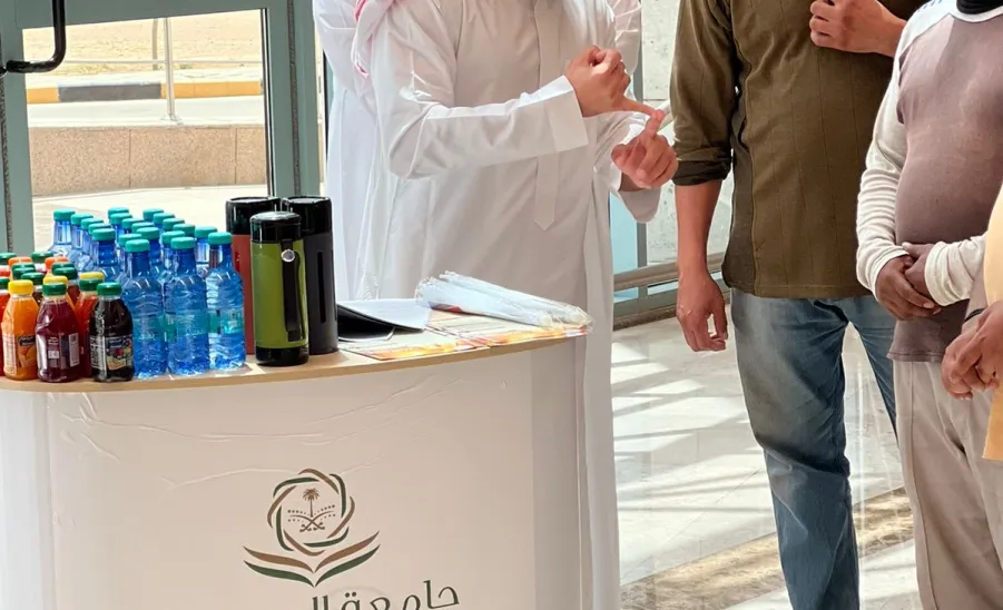الإدارة تُنفذ مبادرة التوعية الصحية عن الإجهاد الحراري  - الإدارة تُنفذ مبادرة التوعية الصحية عن الإجهاد الحراري 