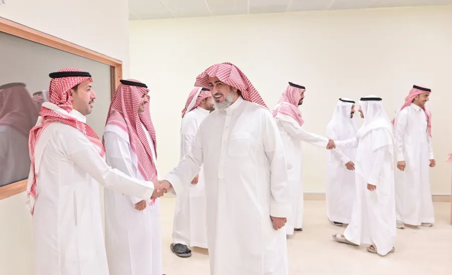 MU VICE-RECTOR VISITS THE GENERAL ADMINISTRATION OF HUMAN RESOURCES
 -  جامعة المجمعة