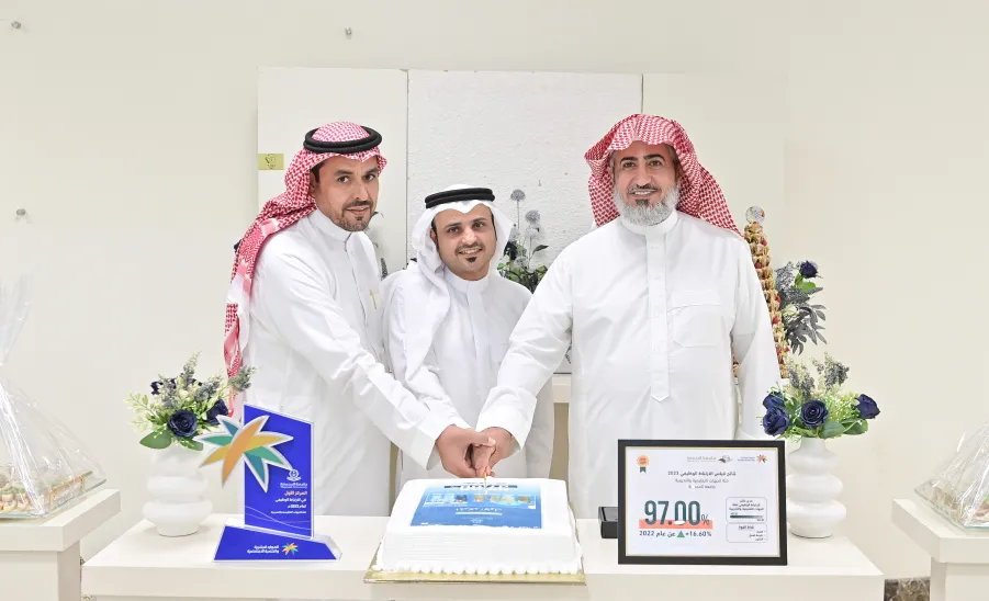 MU VICE-RECTOR VISITS THE GENERAL ADMINISTRATION OF HUMAN RESOURCES
 -  جامعة المجمعة