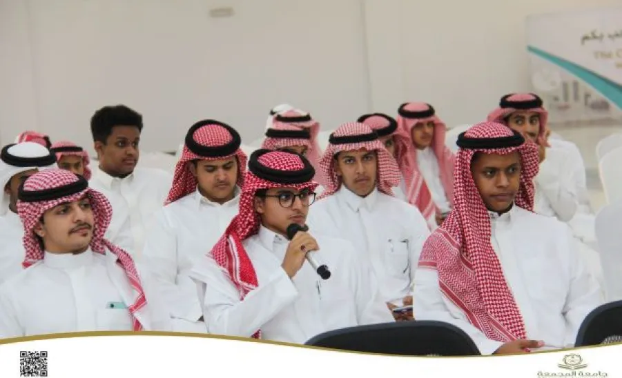 الإدارة العامة للخدمات تشارك في فعاليات اللقاء التعريفي للطلبة المستجدين بكلية التمريض  - 3