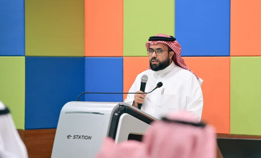 MU CONDUCTS A WORKSHOP TO LAUNCH THE 4TH STRATEGIC PLAN
 -  الدكتور فارس الفارس يتحدث في ورشة أعمال بناء الخطة الاستراتيجية الرابعة 