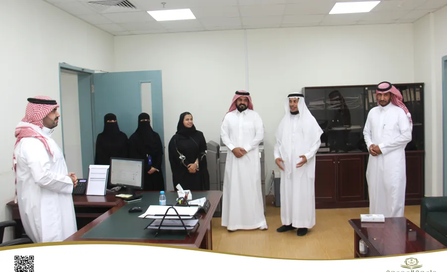 عميد الكلية تستقبل وكيل الجامعة للشؤون التعليمية - زيارة وكيل الجامعة للشؤون التعليمية للكلية