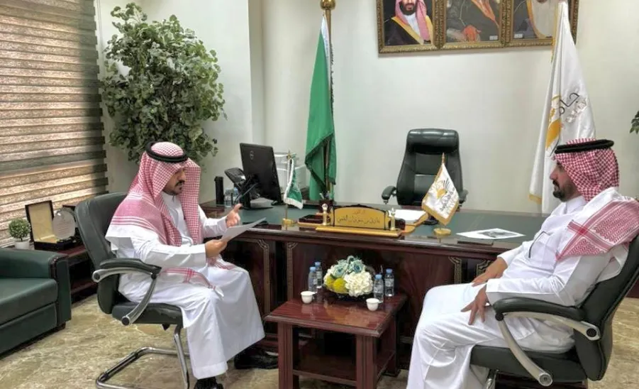 الرئيس التنفيذي للكلية التطبيقية يقوم بجولة تفقدية بفرع الكلية برماح - زيارة رماح