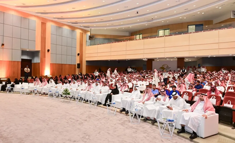 ANNUAL MEETING FOR FRESHMEN HELD BY MU - اللقاء السنوي للطلبة المستجدين