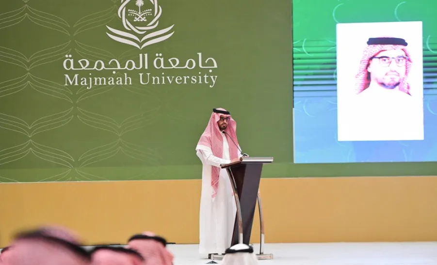 ANNUAL MEETING FOR FRESHMEN HELD BY MU - عميد شؤون الطلاب خلال اللقاء السنوي للطلبة المستجدين