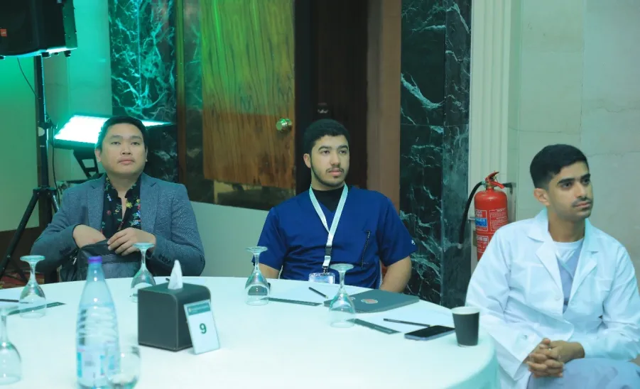 A group of students from the College of Nursing participates in the Second Annual Forum for Innovation and Creativity 2024 -  مشاركة طلاب كلية التمريض في الملتقى السنوي الثاني للابتكار والإبداع 2024 للإدارة العامة للخدمات الصحية بوزارة الدفاع