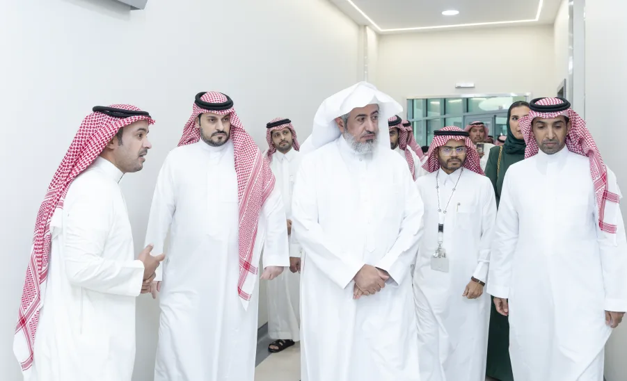 MU RECTOR LAUNCHES THE RADIOLOGY DEPARTMENT'S TRAINING PROGRAM AT THE MEDICAL CENTER
 -  تدشين البرنامج التدريبي لمشروع قسم الاشعة في المركز الطبي الجامعي