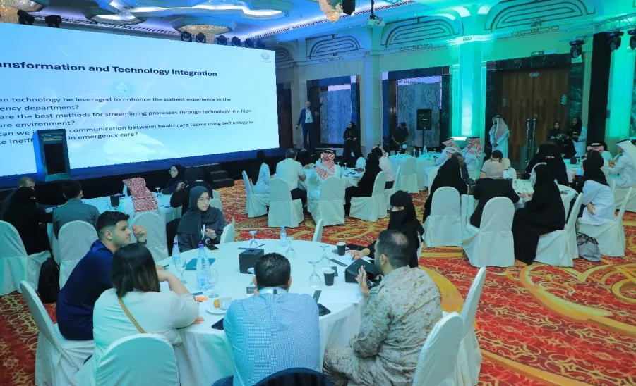 A group of students from the College of Nursing participates in the Second Annual Forum for Innovation and Creativity 2024 -  مشاركة طلاب كلية التمريض في الملتقى السنوي الثاني للابتكار والإبداع 2024 للإدارة العامة للخدمات الصحية بوزارة الدفاع