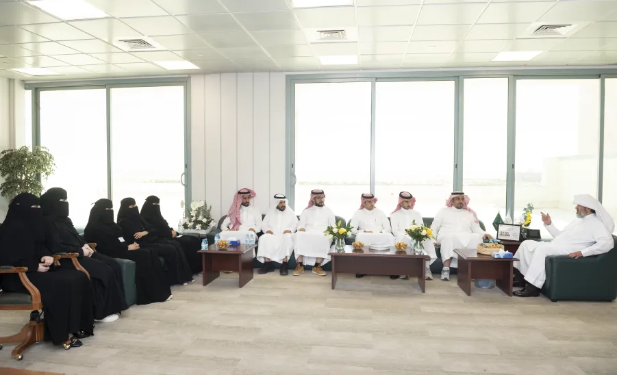 The Vice-Rector for Development and Investment welcomes a team of the General Administration of Human Resources -  وكيل الجامعة للتنمية والاستثمار يستقبل فريق الإدارة العامة للموارد البشرية