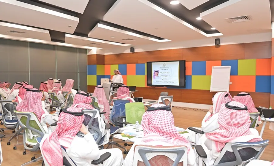 الجامعة تقيم ورشة عمل بعنوان : الدليل التفاعلي للسياسات والإجراءات  - ورشة عمل بعنوان : الدليل التفاعلي للسياسات والإجراءات