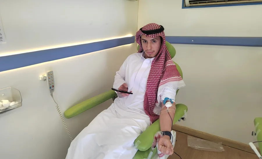 The Blood Bank launches a blood donation campaign at the College of Computer Sciences and Information  -  مرصد المسؤولية الاجتماعية يقيم حملة تبرع بالدم في مجمع الكليات الصحية في كلية علوم الحاسب والمعلومات 