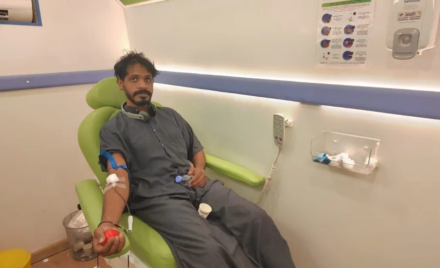 A blood donation campaign on the 94th national day - بمناسبة اليوم الوطني مرصد المسؤولية الاجتماعية ينفذ حملة تبرع بالدم في بلدية جلاجل