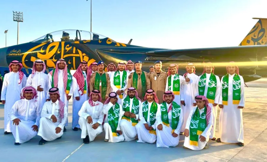 Students of Applied College visits King Faisal Air College on the 94th national day -  معرض