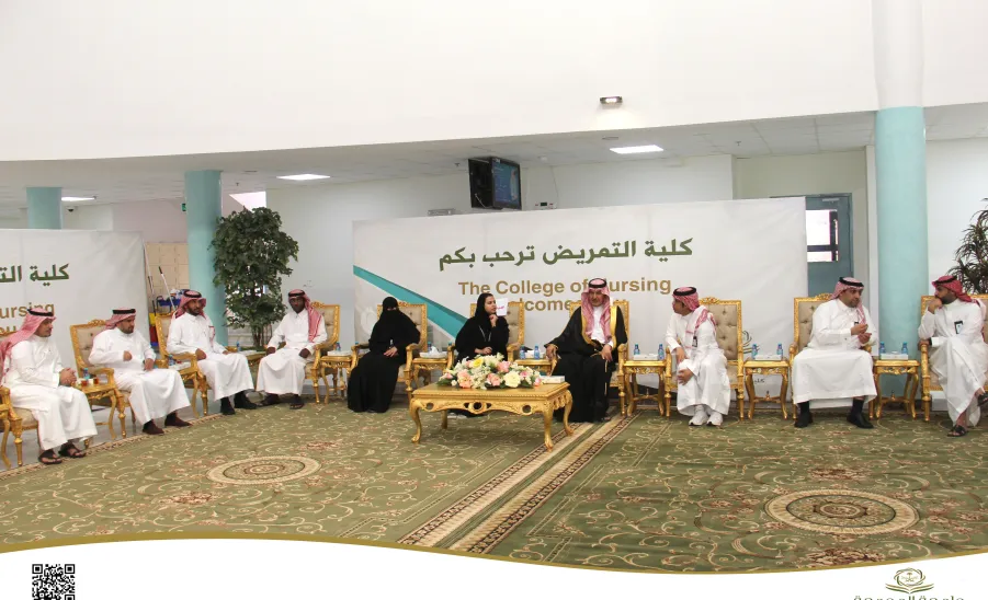 كلية التمريض تنظم حملة التطعيم ضد الإنفلونزا الموسمية - كلية التمريض تنظم حملة التطعيم ضد الإنفلونزا الموسمية