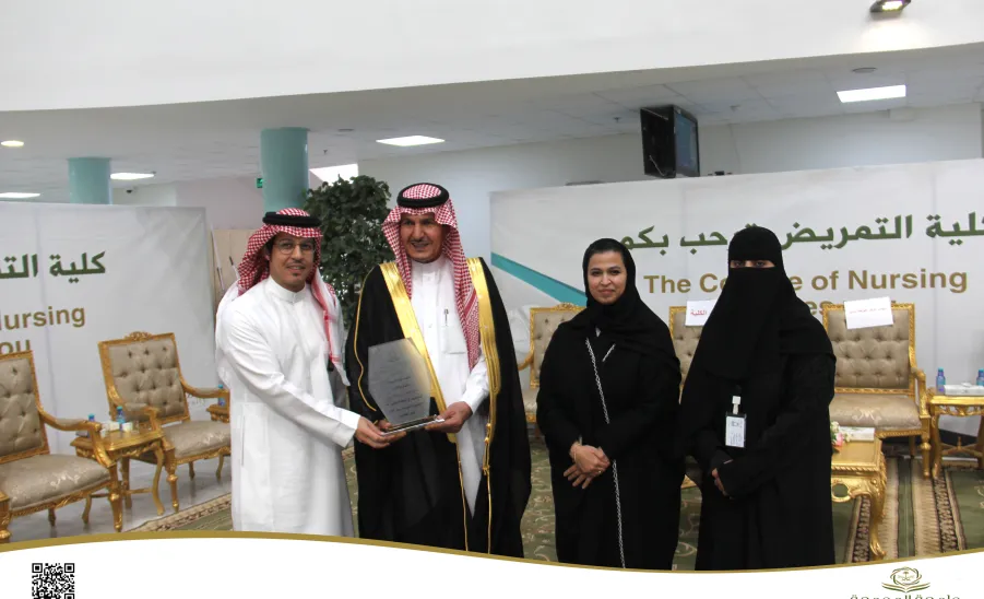كلية التمريض تنظم حملة التطعيم ضد الإنفلونزا الموسمية - كلية التمريض تنظم حملة التطعيم ضد الإنفلونزا الموسمية