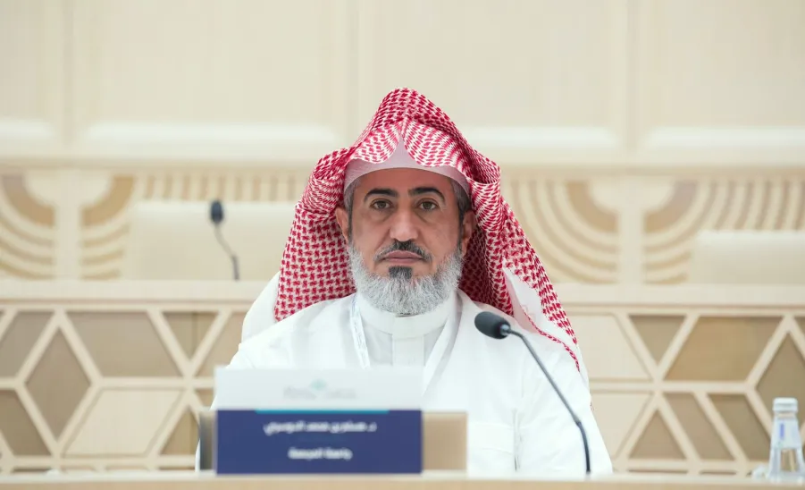 The General Administration of Housing receives thanks from the vice-rector, Prof. Al-Dosari -  سعادة الدكتور مسلم