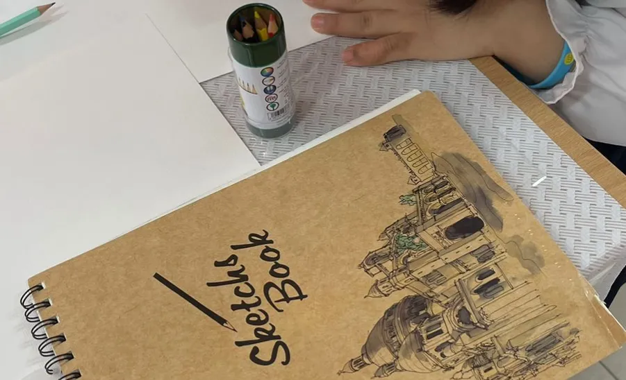 The Social Responsibility Observatory holds a training course entitled (Principles of Drawing Arts) for students  - مبادئ فنون الرسم 