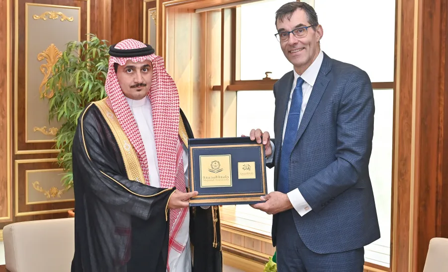 A DELEGATION OF EAST ANGLIA UNIVERSITY VISITS MU TO SEEK MEANS OF COOPERATION BETWEEN TWO SIDES -  وفداً من جامعة ايست انجليا يزور الجامعة 