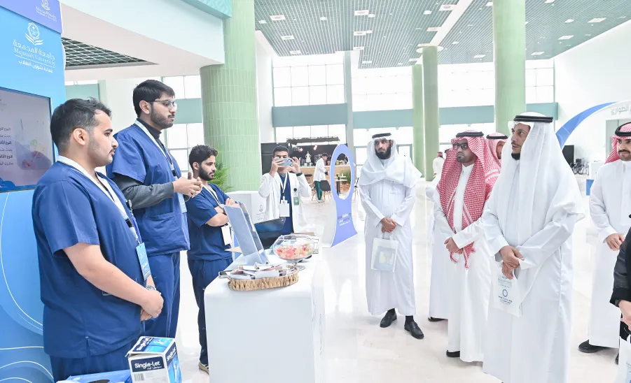 AN EXHIBITION HELD AT MU ON THE WORLD DIABETES DAY 2024 - جامعة المجمعة