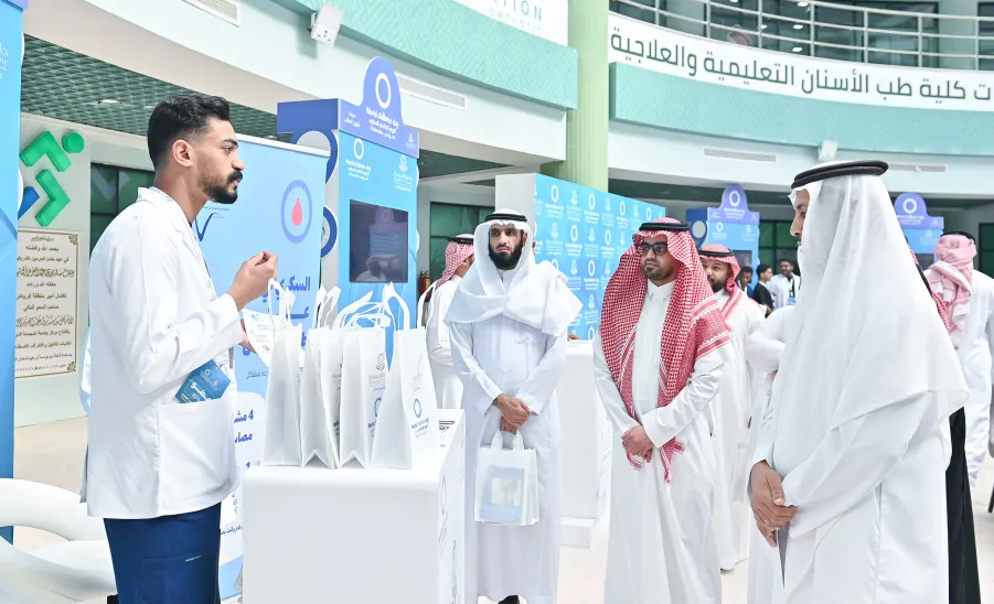 AN EXHIBITION HELD AT MU ON THE WORLD DIABETES DAY 2024 - جامعة المجمعة