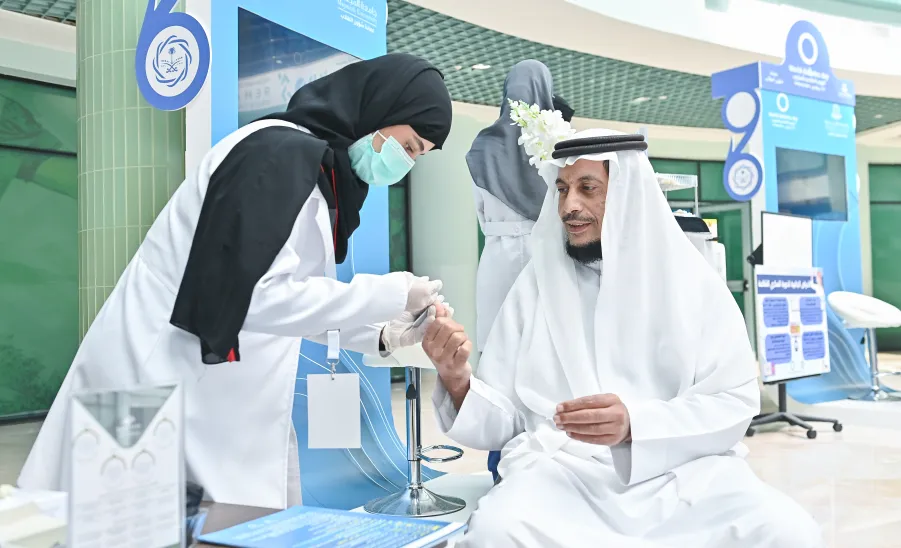 AN EXHIBITION HELD AT MU ON THE WORLD DIABETES DAY 2024 - جامعة المجمعة