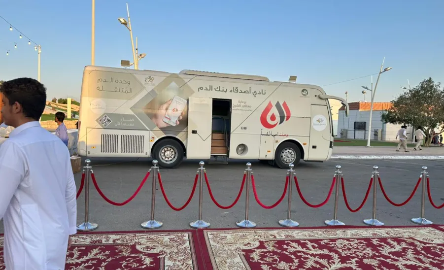 The Blood Bank Club launches a blood donation campaign at the flower festival in Huraymlaa -  تبرع بالدم
